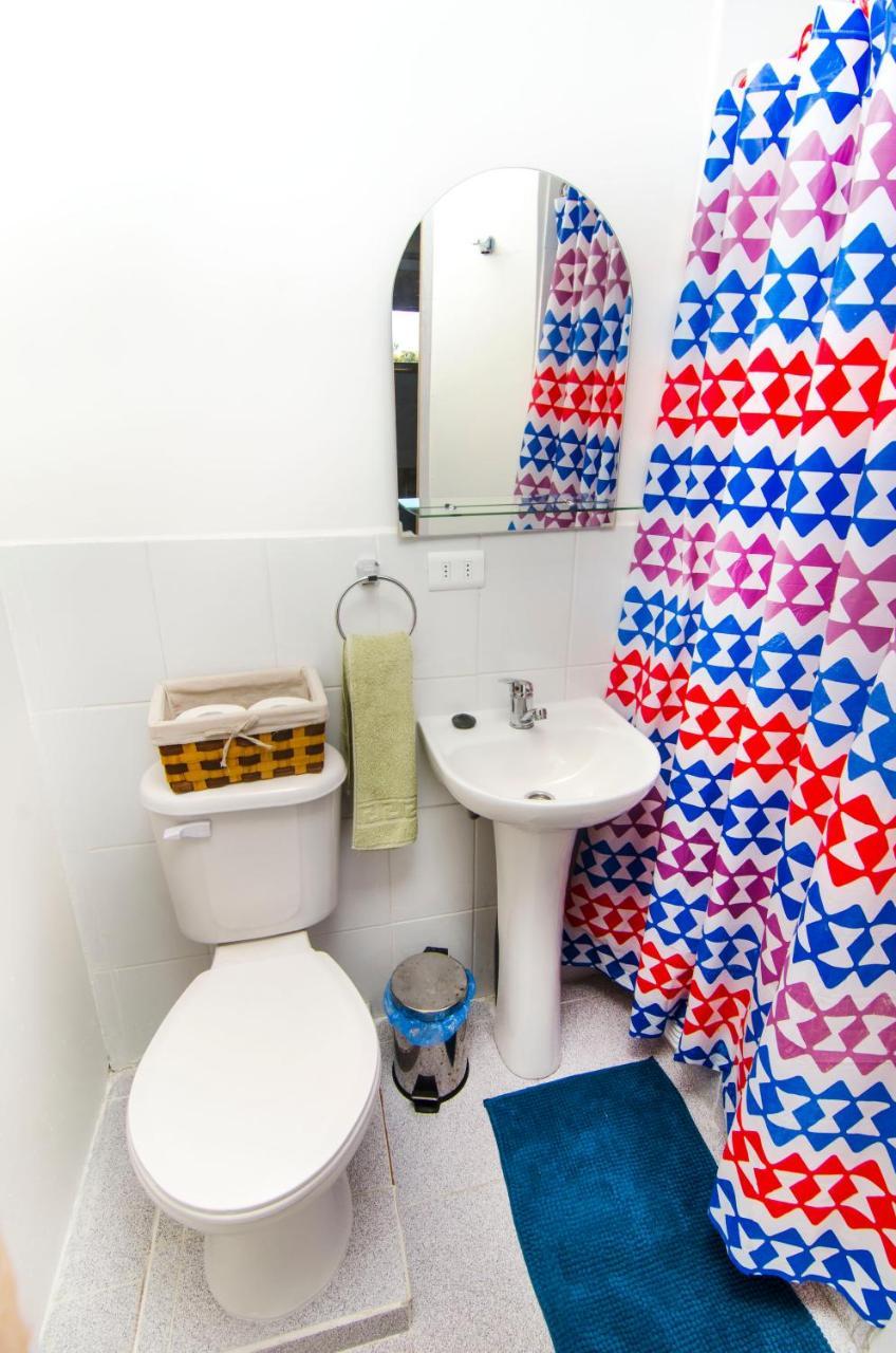 Hostal Mi Paz فالبارايسو المظهر الخارجي الصورة